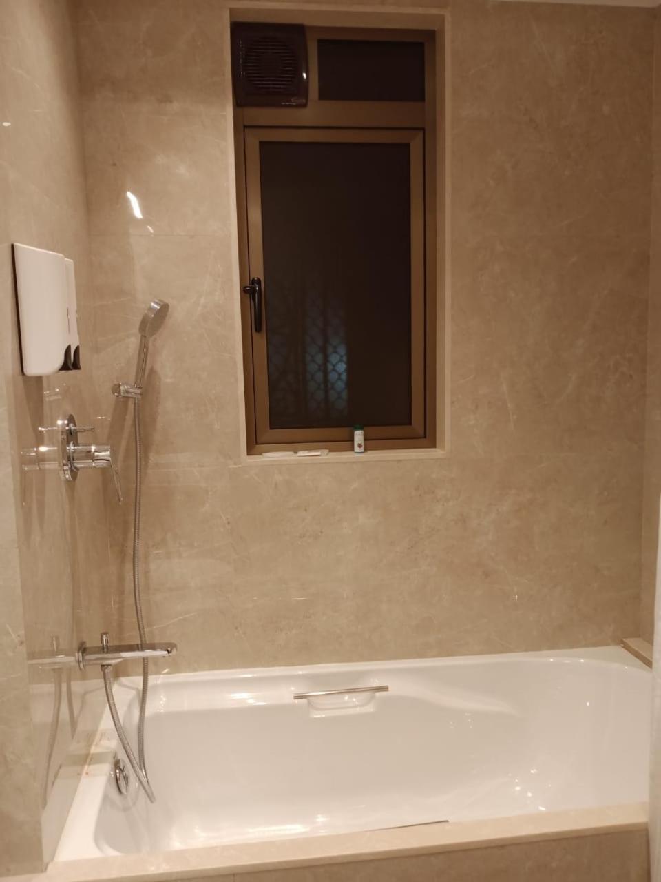 Meritas Crystal Resort Lonavala Dış mekan fotoğraf